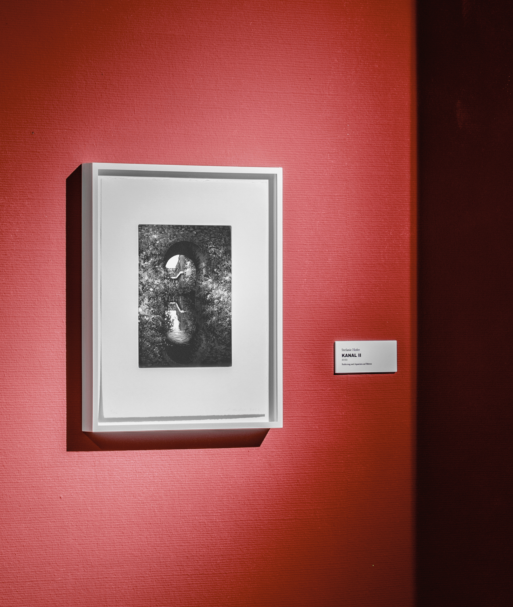 Ausstellungsansicht mit Werken Stefanie Hofers im Museum Otto Schäfer. Foto: Florian Holzherr
