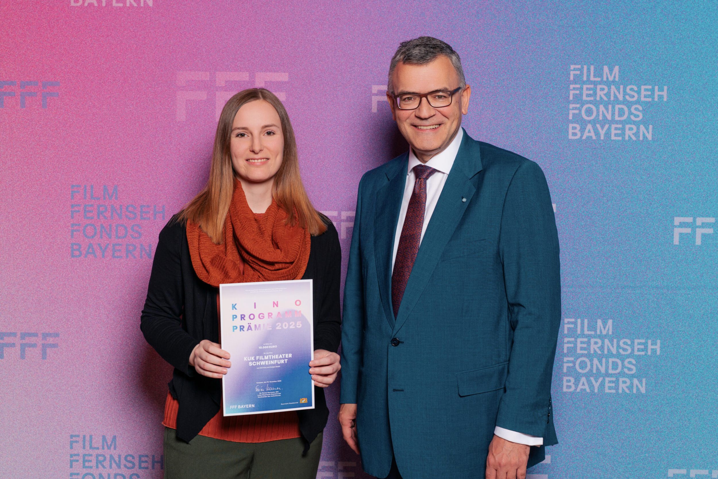 Anne Schmeltzer, Theaterleiterin Kino KuK + Dr. Florian Herrmann, Chef der Bayerischen Staatskanzlei. © FFF Bayern/ Patrick Vöhringer