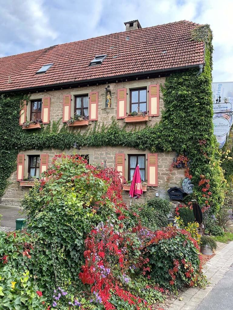 Willkommen im Brunnenhof Handthal!